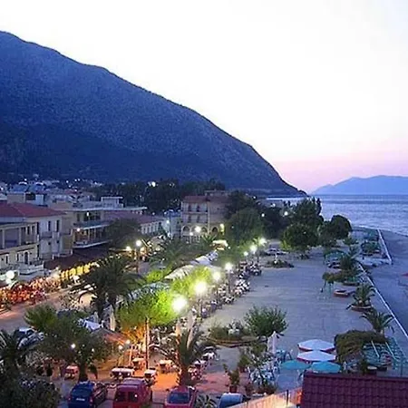 With Private Pool For Rent In Tzanata Kefalonia Σπίτι διακοπών