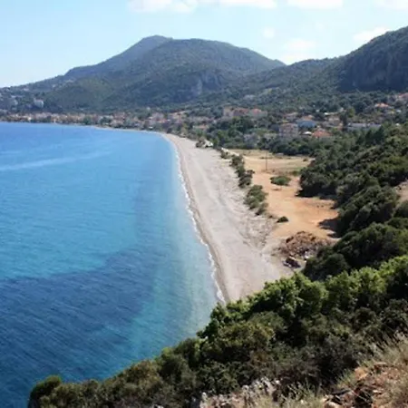 Casa de Férias With Private Pool For Rent In Tzanata Kefalonia